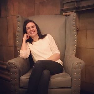 Meet your Posher, Ewa